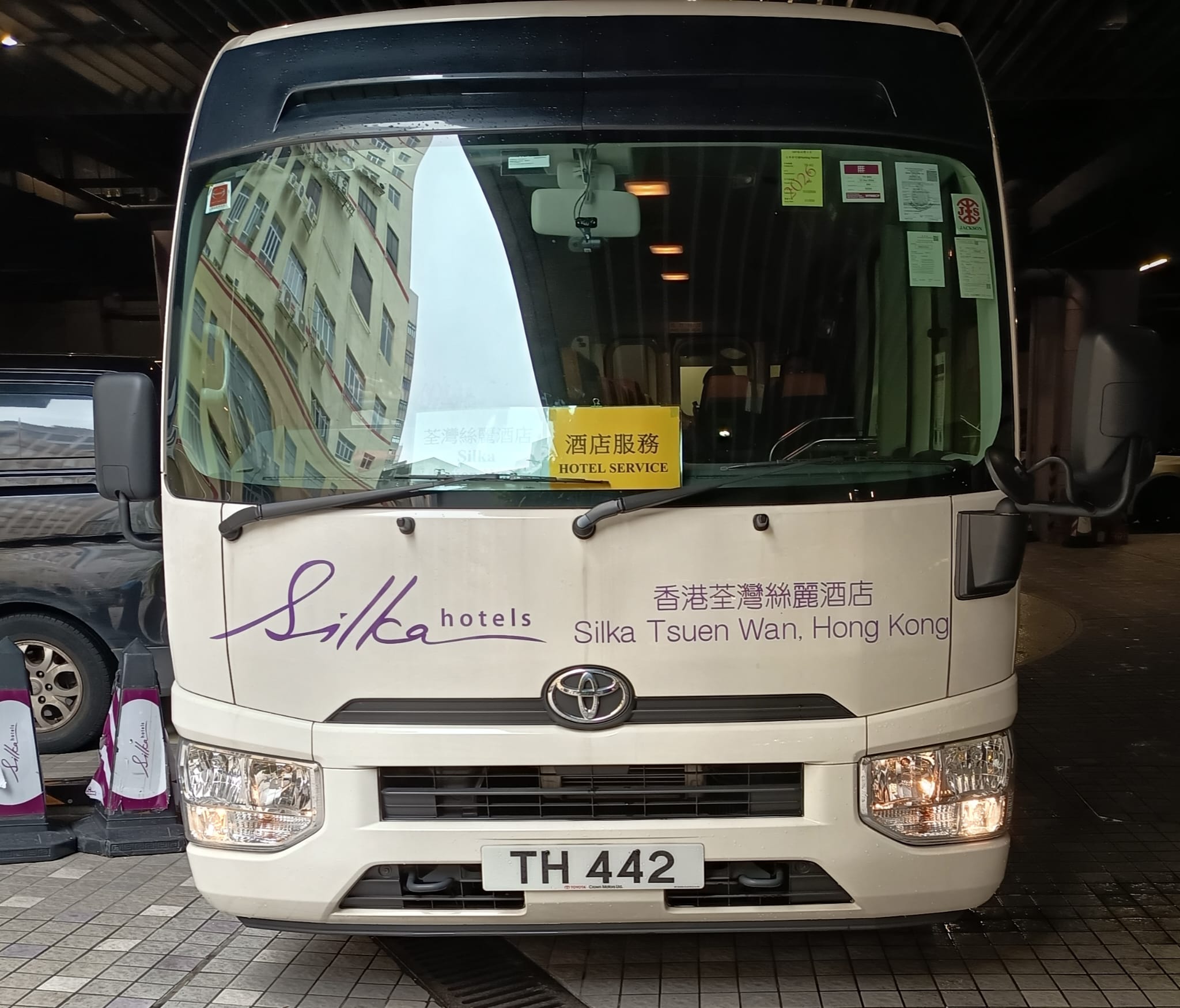 巴士正面/車身